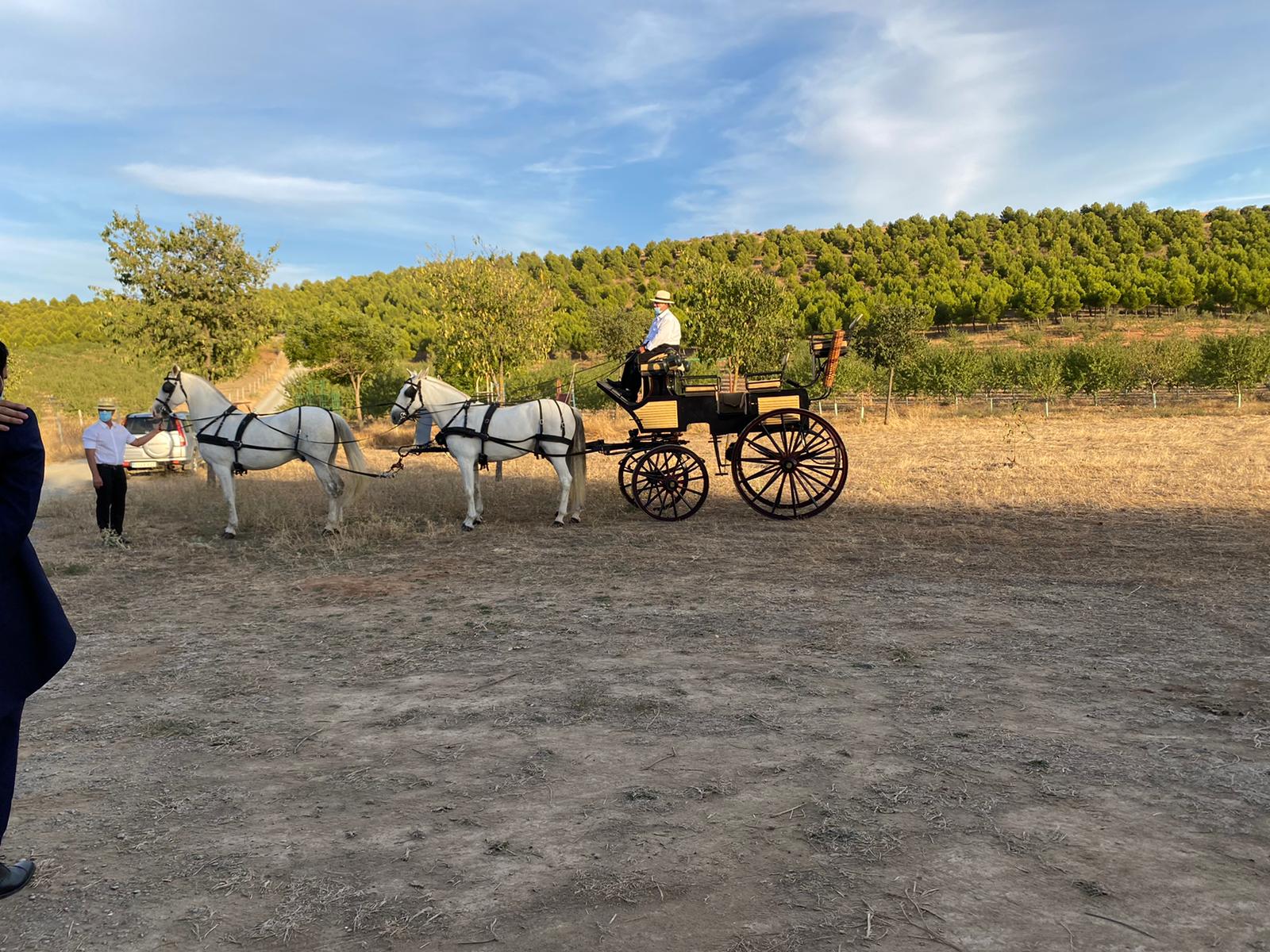 Alquila por horas Finca rústica con amplios espacios exteriores
