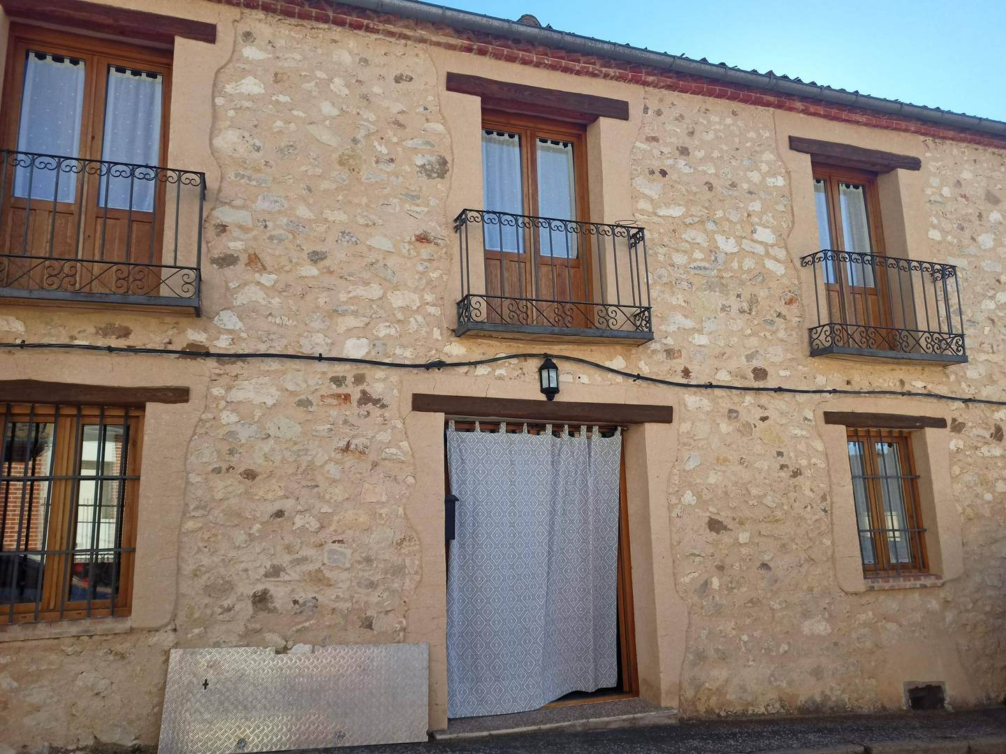 Alquila por horas Casona de dos plantas