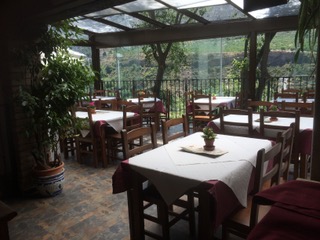 Alquila por horas Restaurante situado a las faldas de Sierra Nevada, espectaculares vistas 