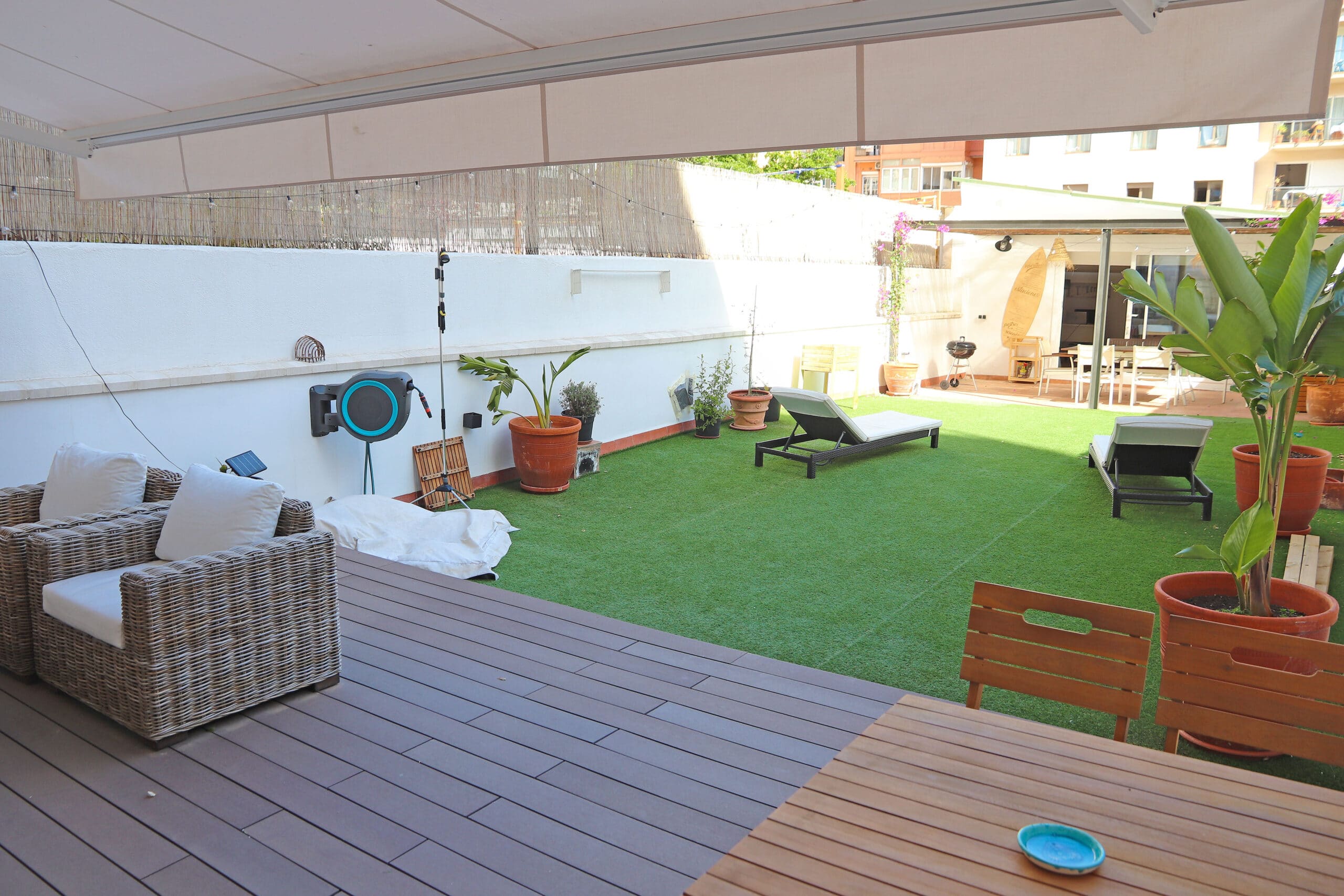 Alquila por horas Piso amplio y luminoso con terraza en el centro de Barcelona