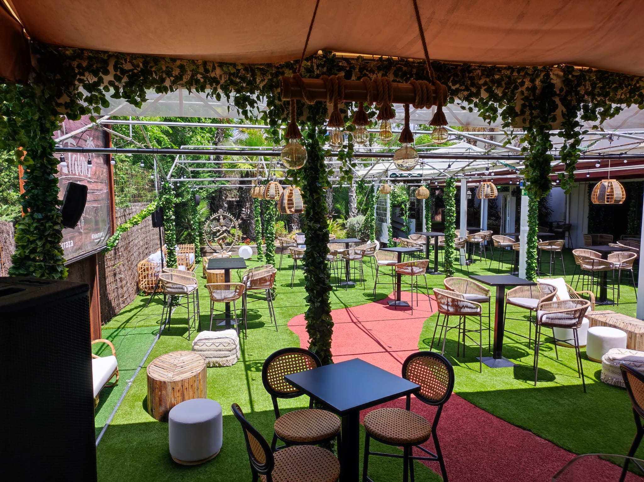 Alquila por horas Terraza con ambiente para eventos