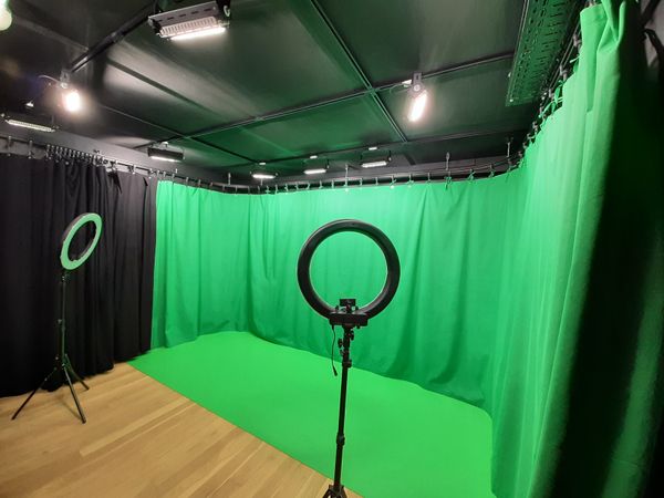 Alquila por horas Espacio multiusos para empresas y audiovisual