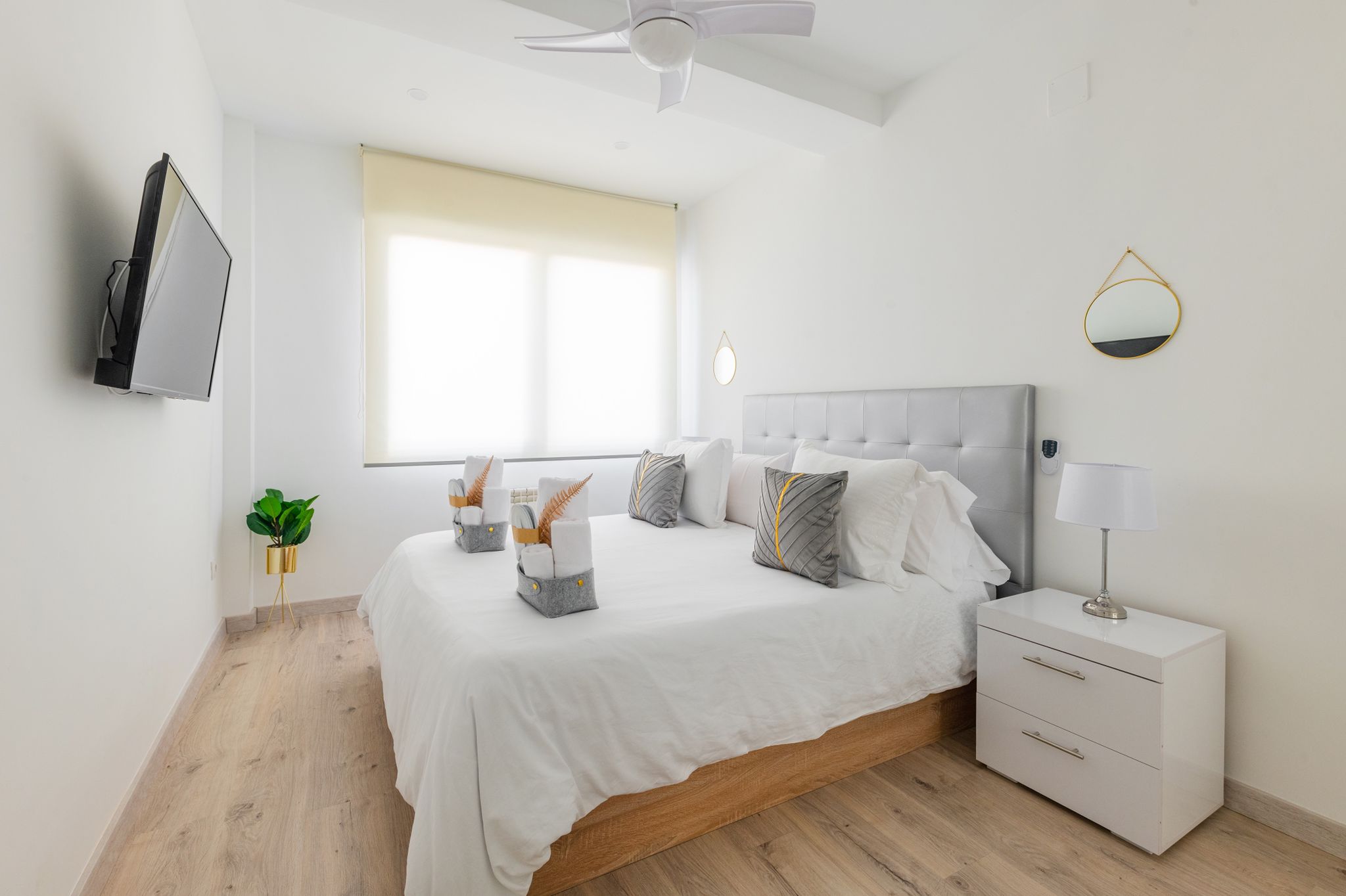 Alquila por horas Moderno apartamento en la puerta del Sol