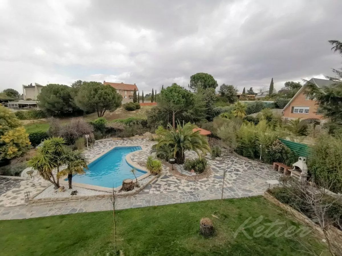 Alquila por horas Chalet Jardin 2500m2