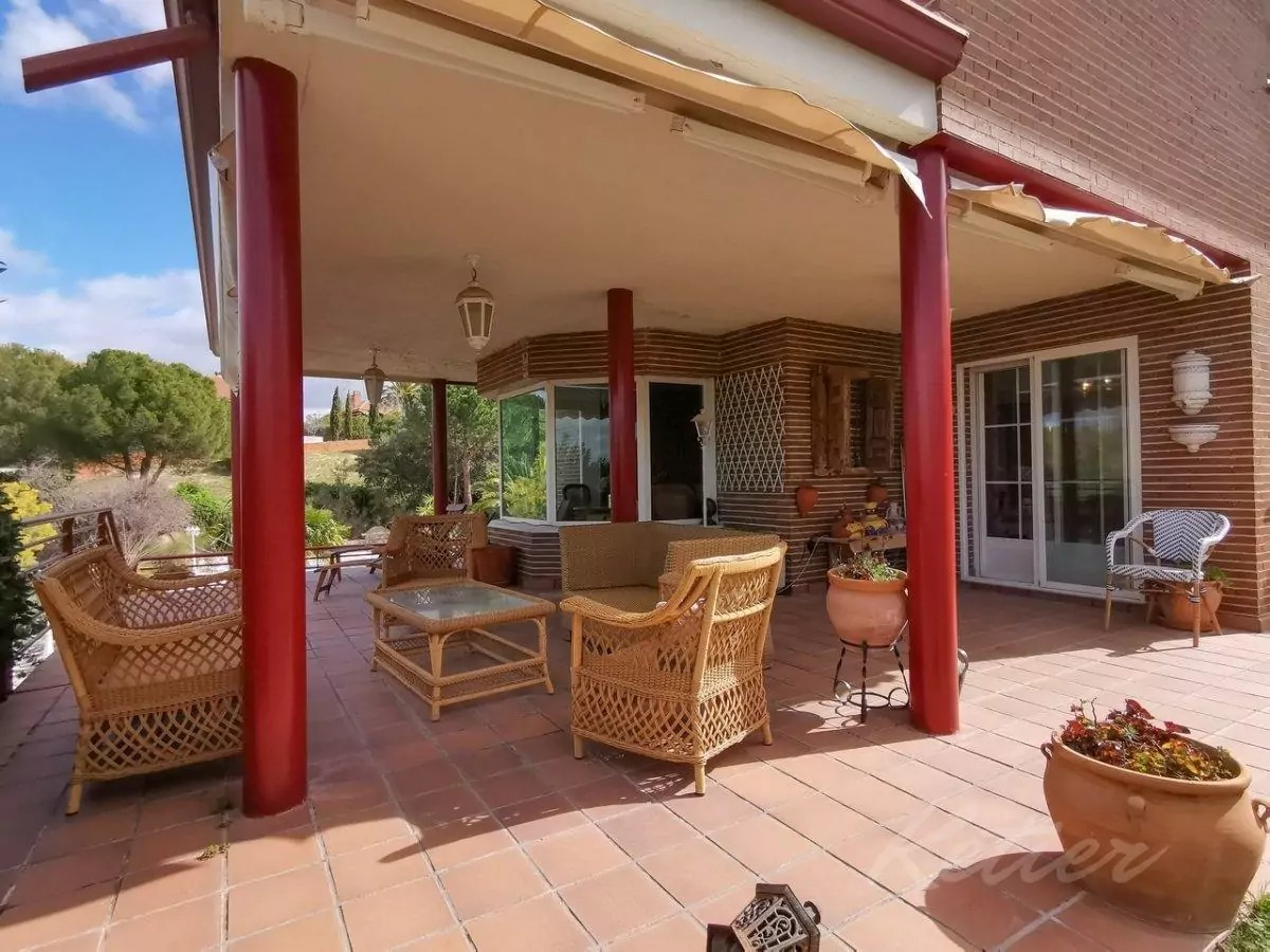 Alquila por horas Chalet Jardin 2500m2