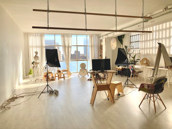 Alquila por horas New York Style Industrial Loft + Yoga Studio