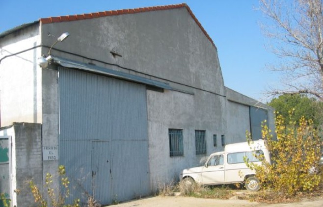 Alquila por horas Nave Industrial de los años 70 en Madrid