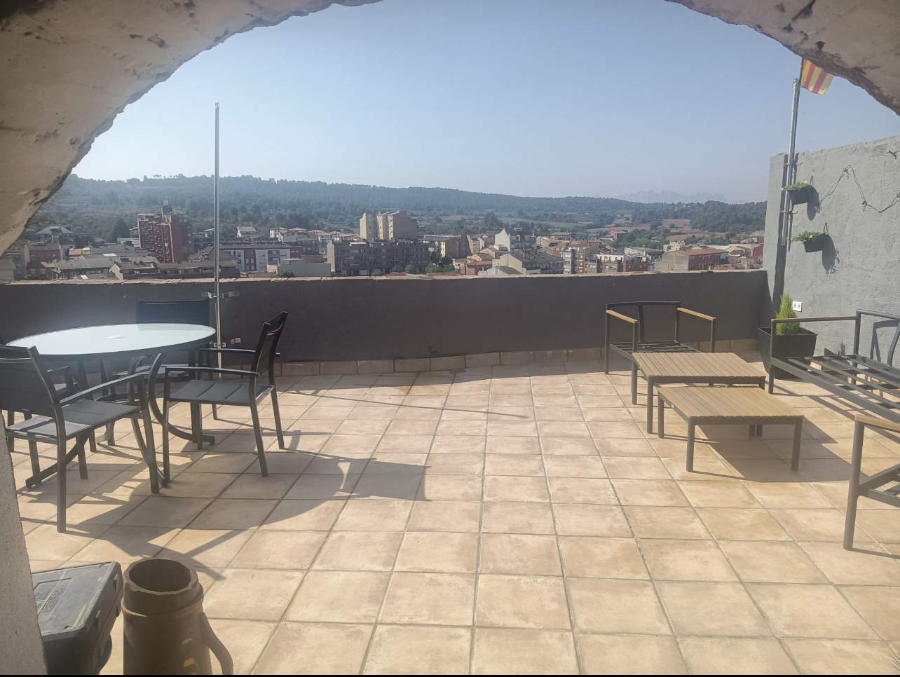 Alquila por horas Vivienda rustico-modernista con vistas espectaculares