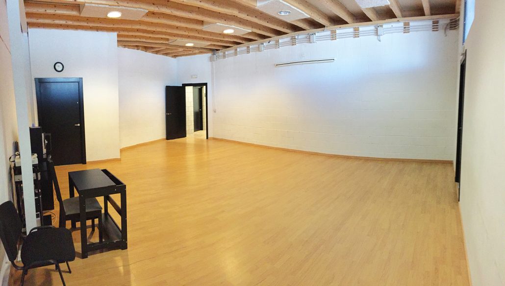 Alquila por horas Salas polivalentes en Centro de Artes escénicas