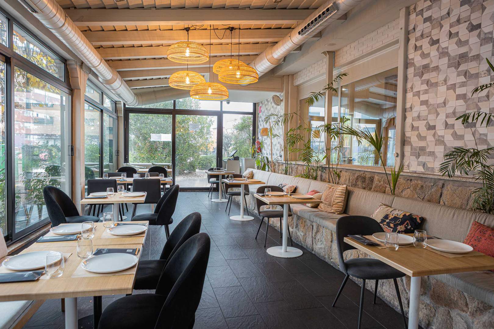 Alquila por horas Restaurante y salón para eventos