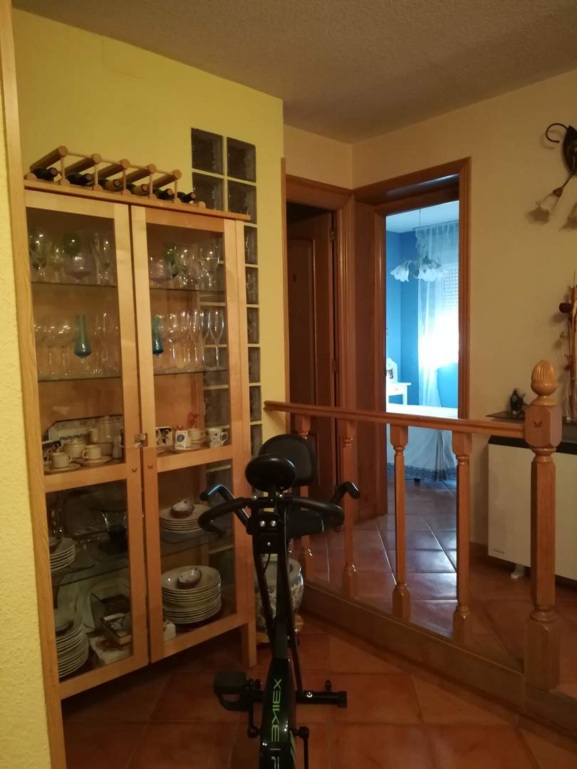 Alquila por horas Apartamento planta baja con patio muy coqueto