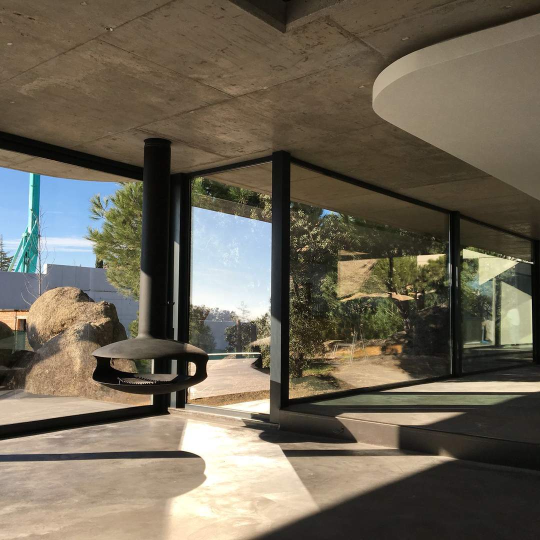 Alquila por horas Vivienda unifamiliar estilo moderno-industrial