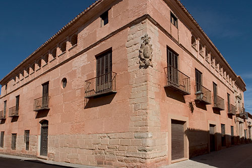 Alquila por horas casa-palacio Ballesteros S.XVI. Villanueva de los Infantes