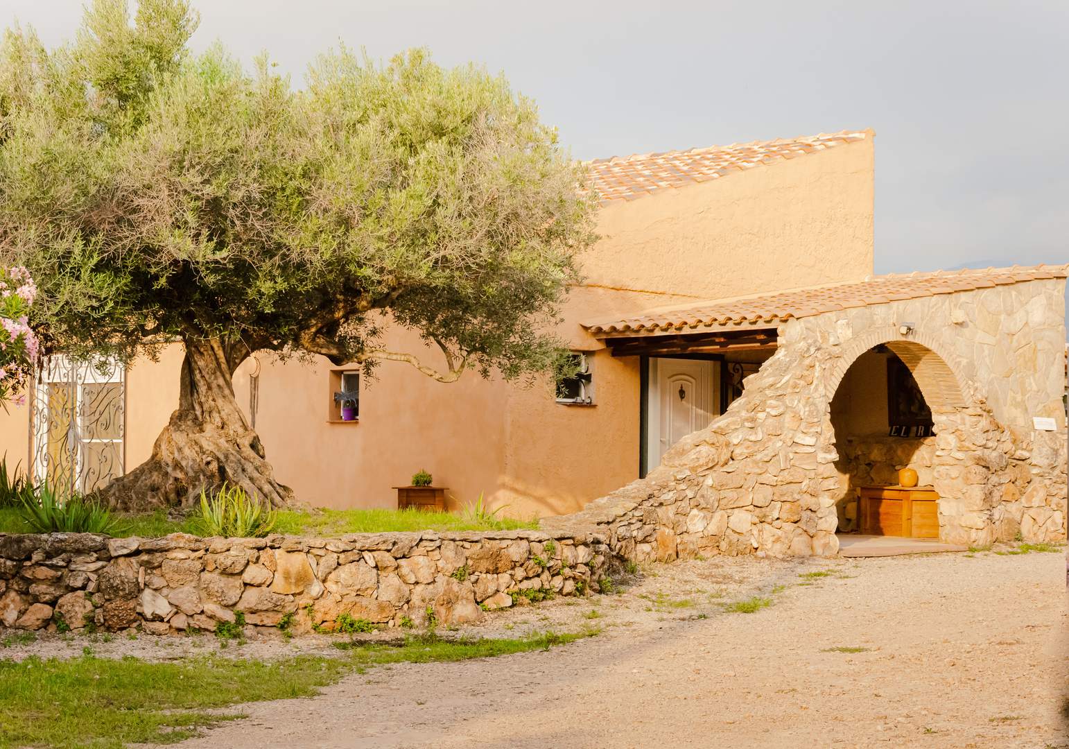 Alquila por horas Casa étnica en finca rústica