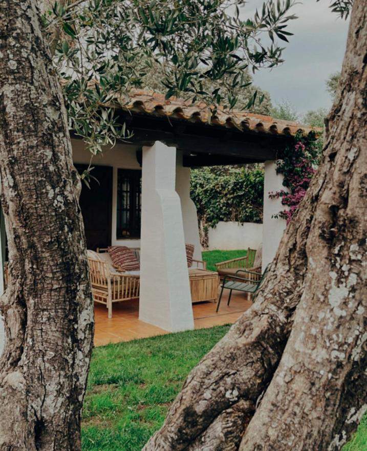 Alquila por horas Casa familiar con jardín, piscina y mucho encanto