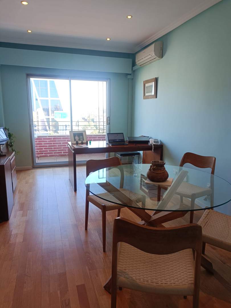 Alquila por horas Apartamento con vistas al Pº de la Castellana y Torres Kio
