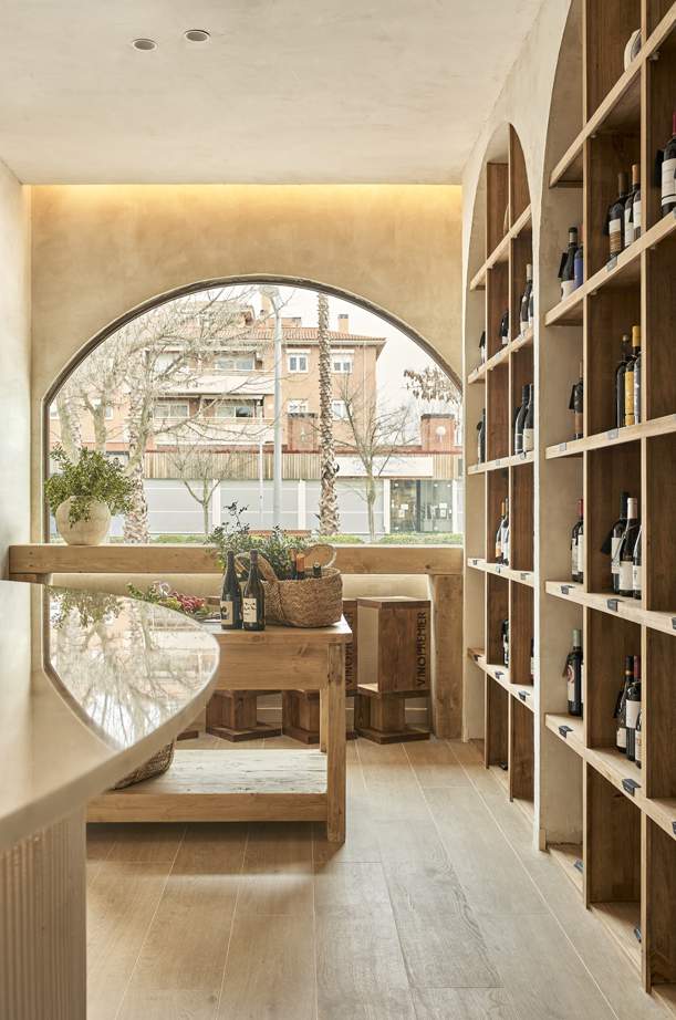 Alquila por horas Vinoteca de diseño en pleno centro de Boadilla