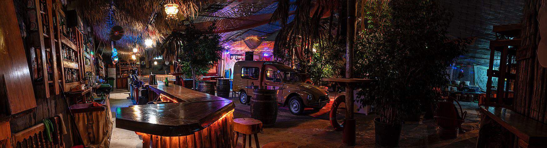 Alquila por horas Discoteca hippy