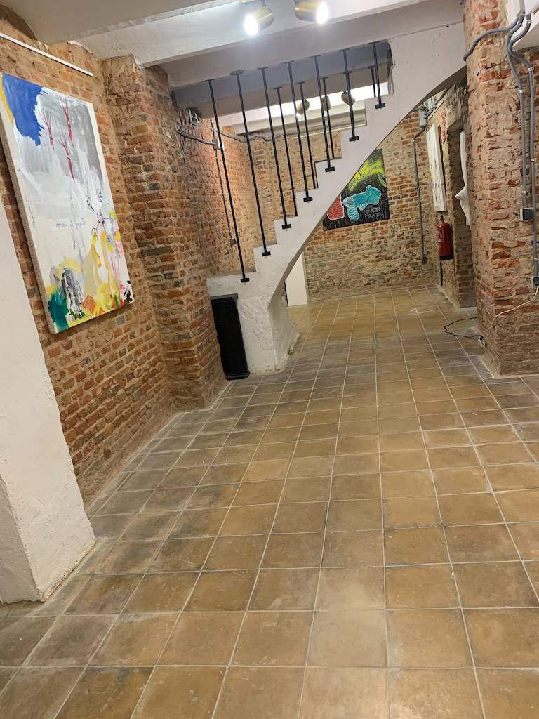 Alquila por horas Local comercial a pie de calle