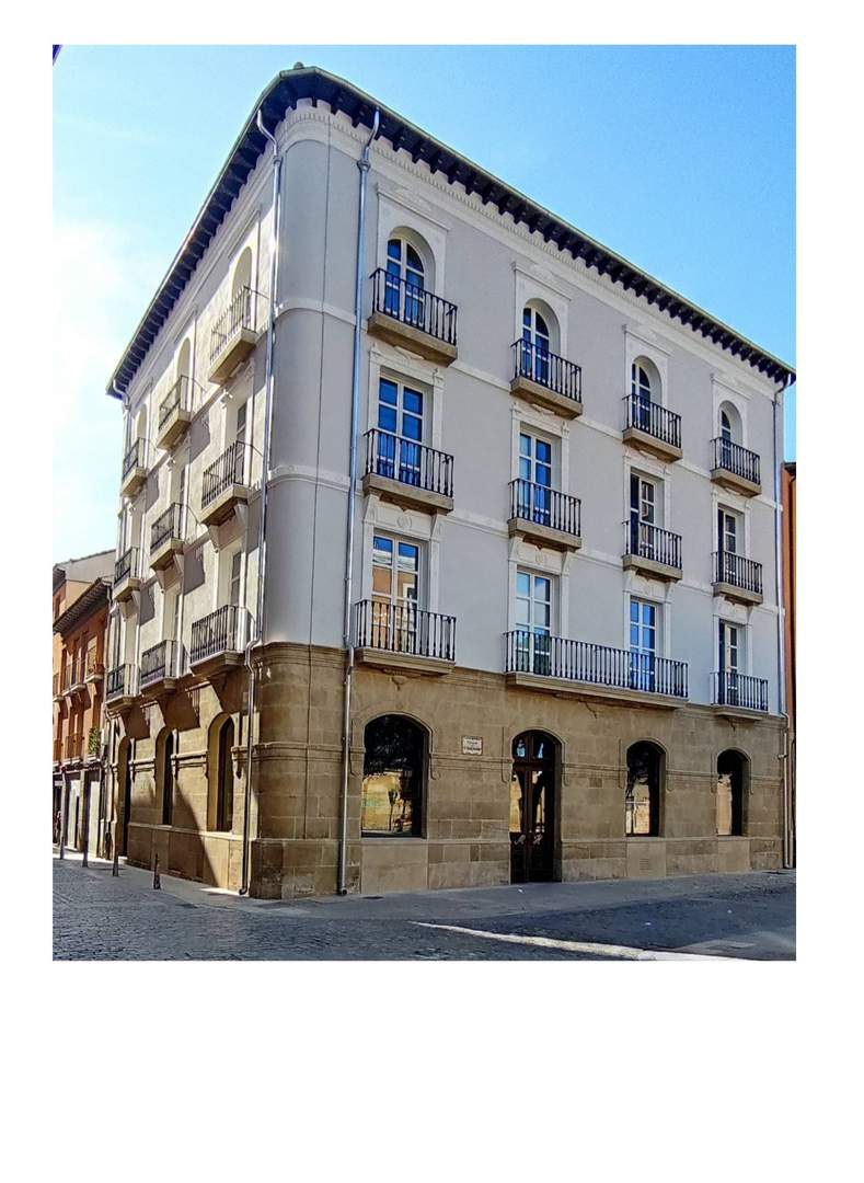 Alquila por horas Edificio historicista con bodega siglo XVI y solanera