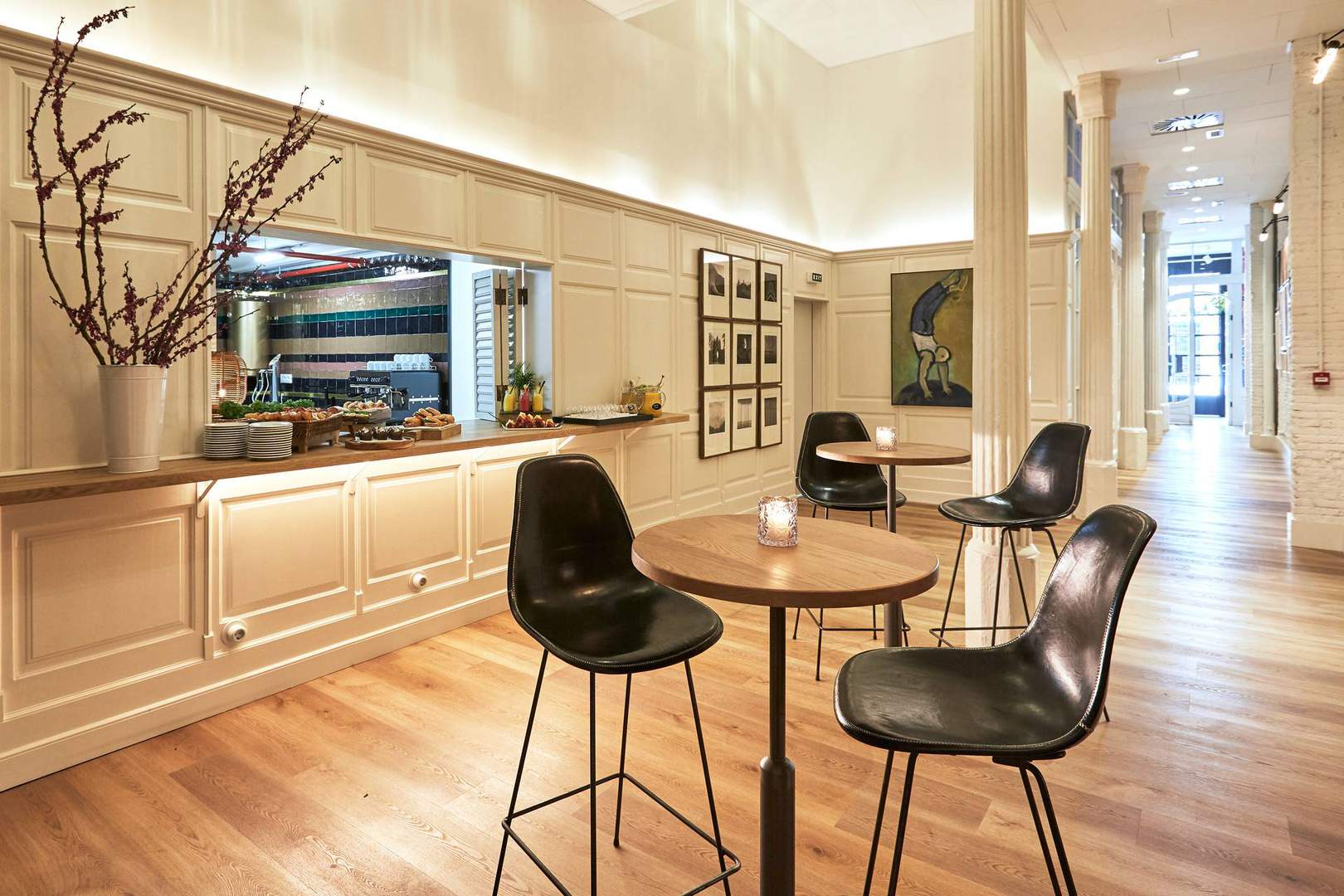 Alquila por horas Sala de Reuniones estilo Francés