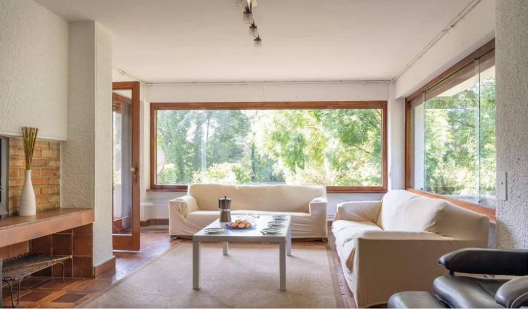 Alquila por horas Vivienda unifamiliar estilo contemporaneo