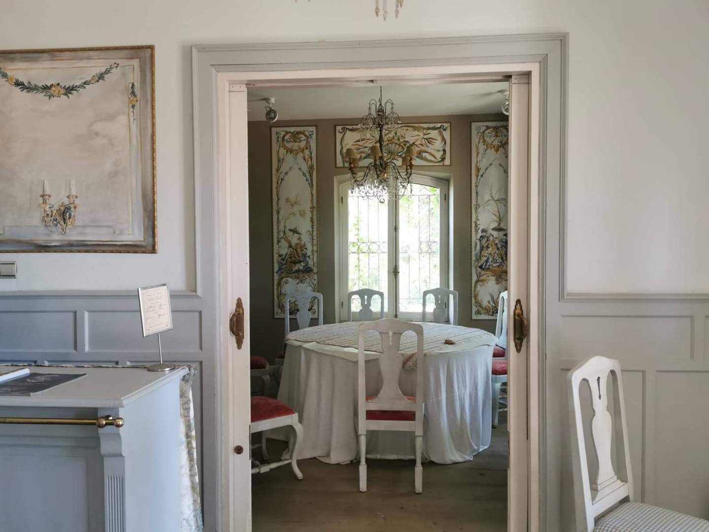 Alquila por horas HOTEL-RESTAURANTE REFORMADO DEL AÑO 1900