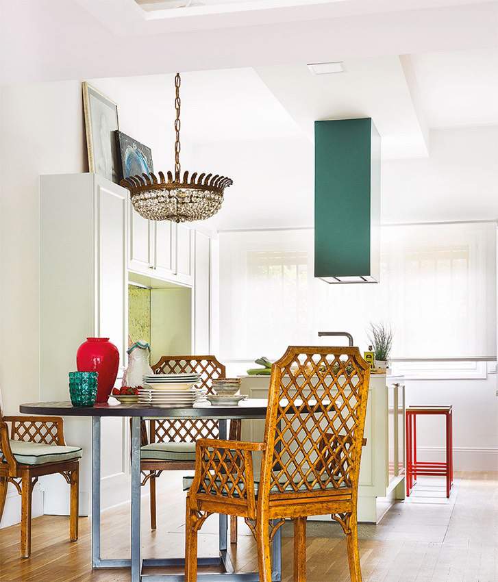 Alquila por horas Vivienda unifamiliar estilo ecléctico 