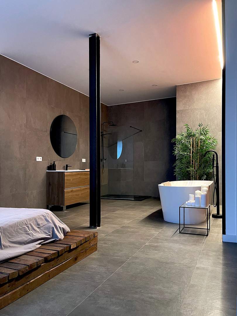 Alquila por horas Vivienda minimalista, amplia y muy luminosa