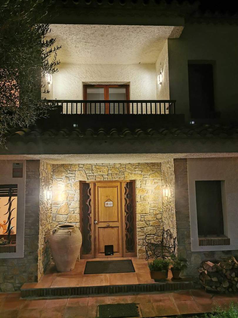 Alquila por horas JARDINES Y VIVIENDA 