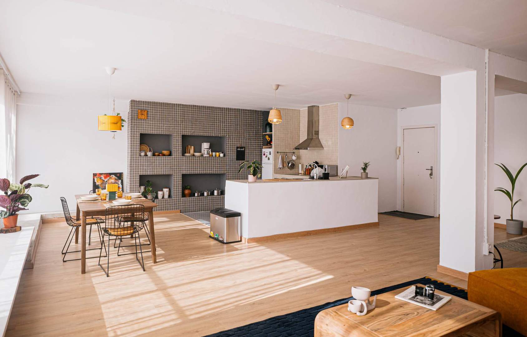 Alquila por horas Espectacular loft de diseño con luz natural