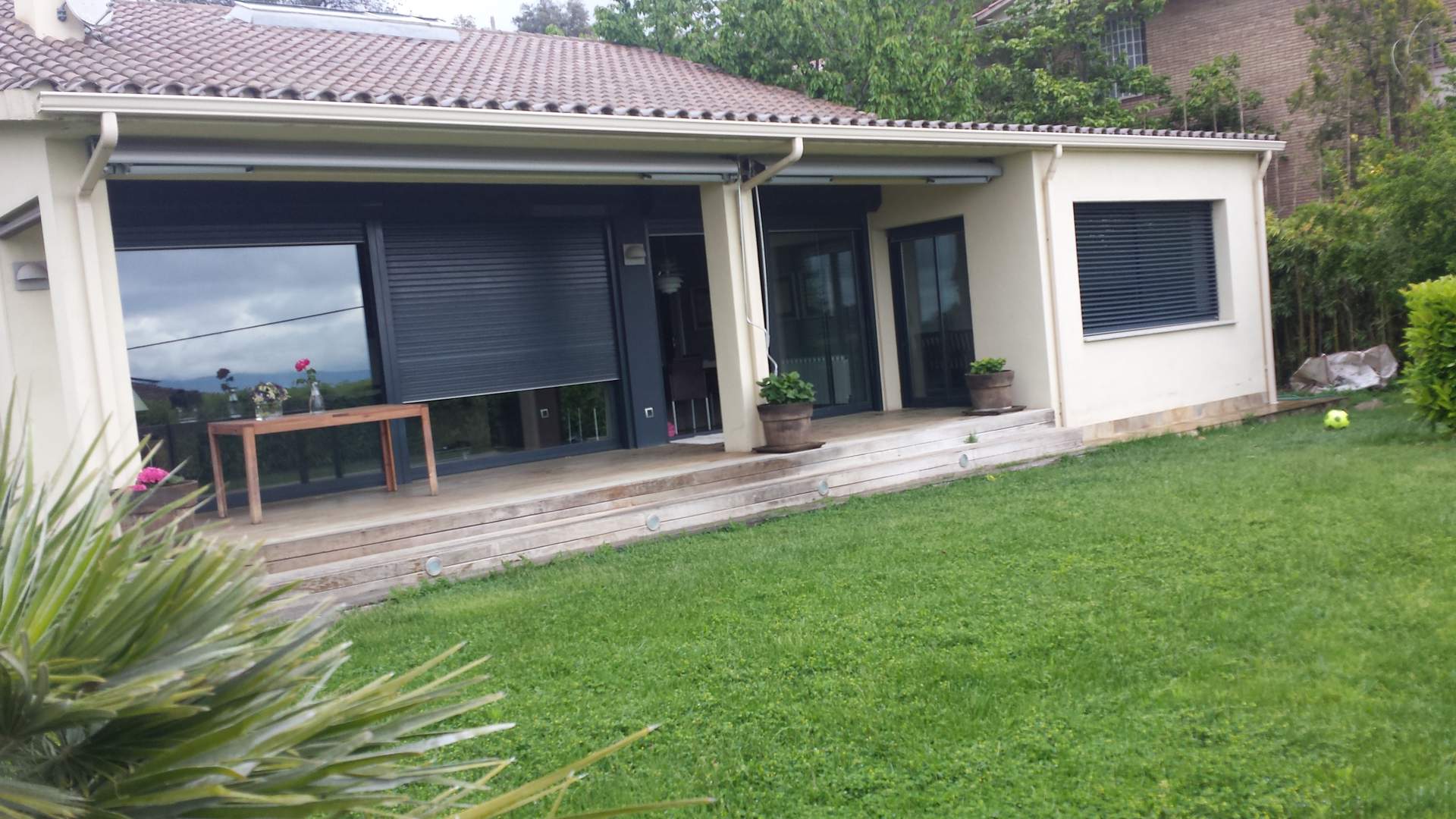 Alquila por horas Casa situada en terreno plano de 1.500 m2
