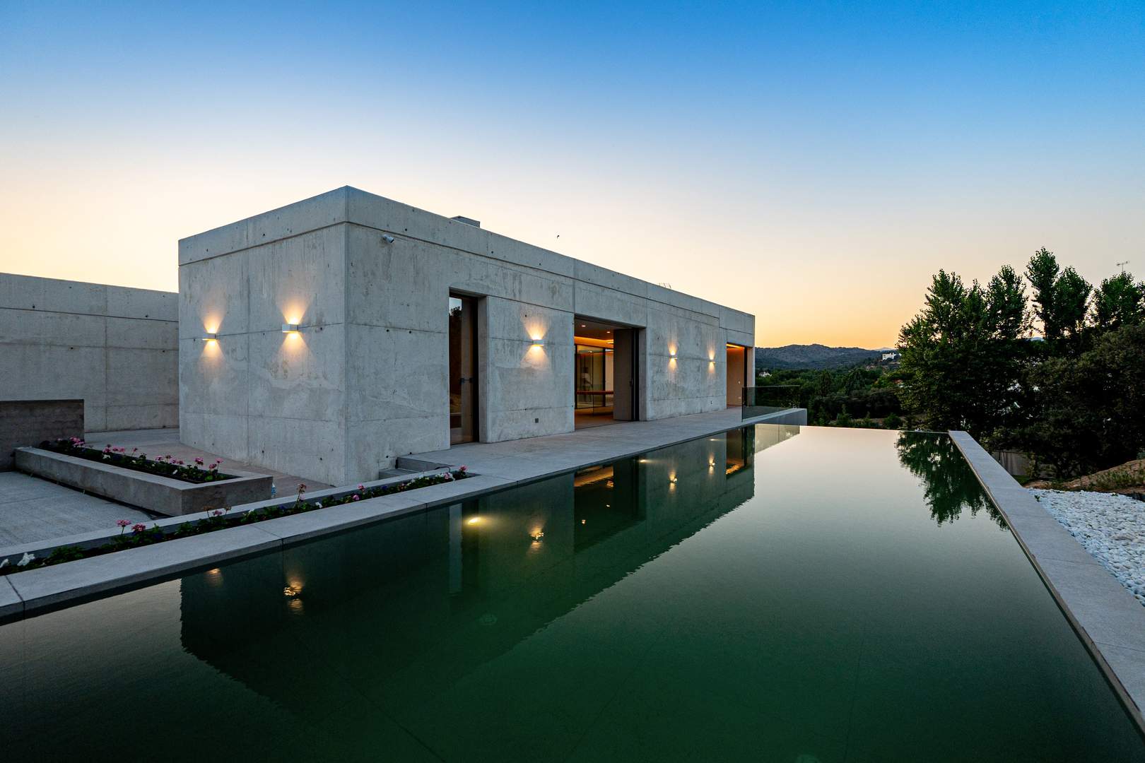 Alquila por horas Villa Elegante en Hormigón