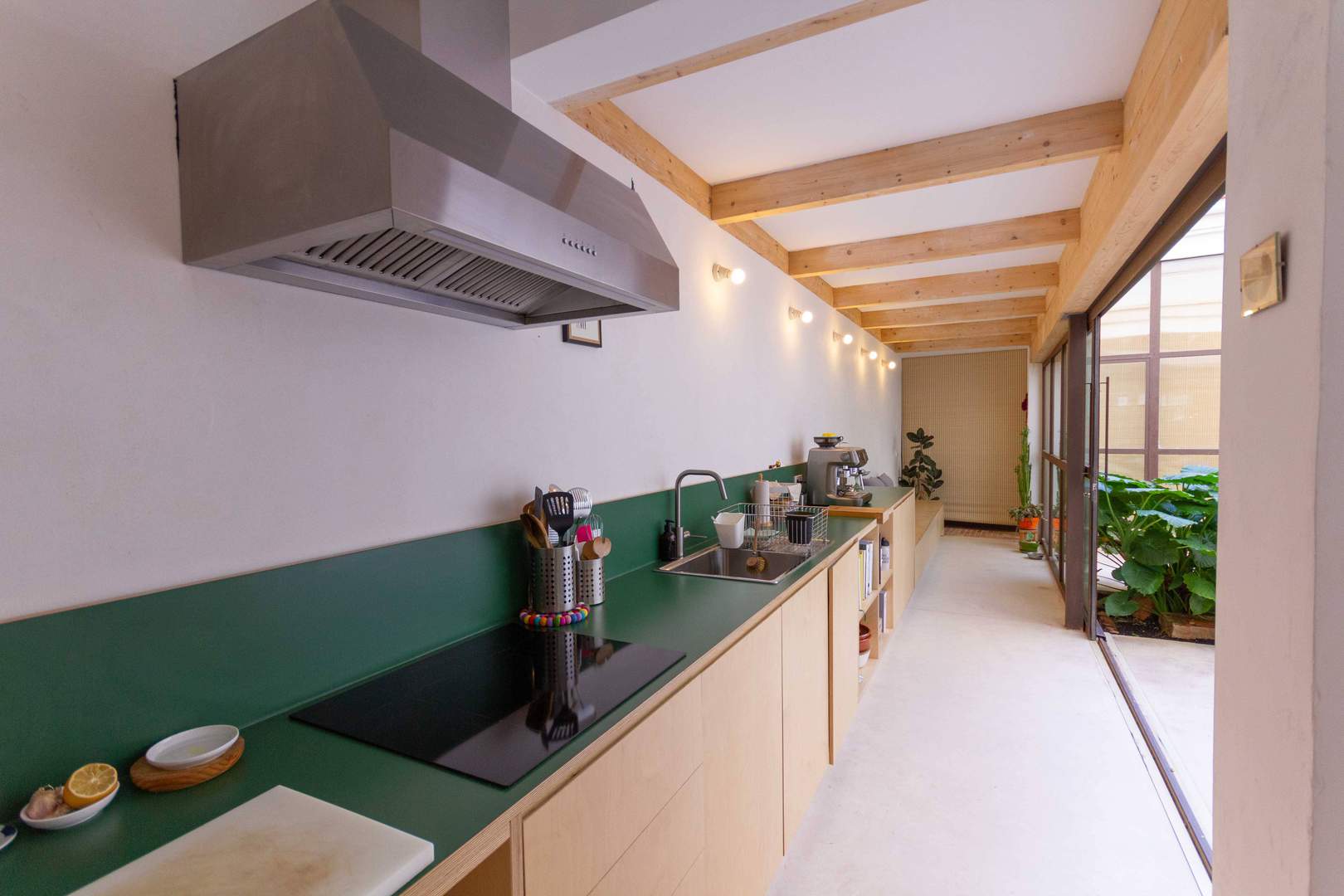 Alquila por horas Casa Espacio diáfano con patio & luz natural
