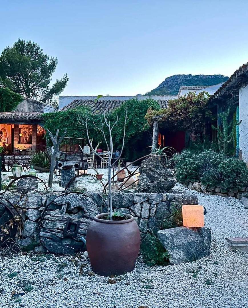 Alquila por horas Antigua Alquería con finca