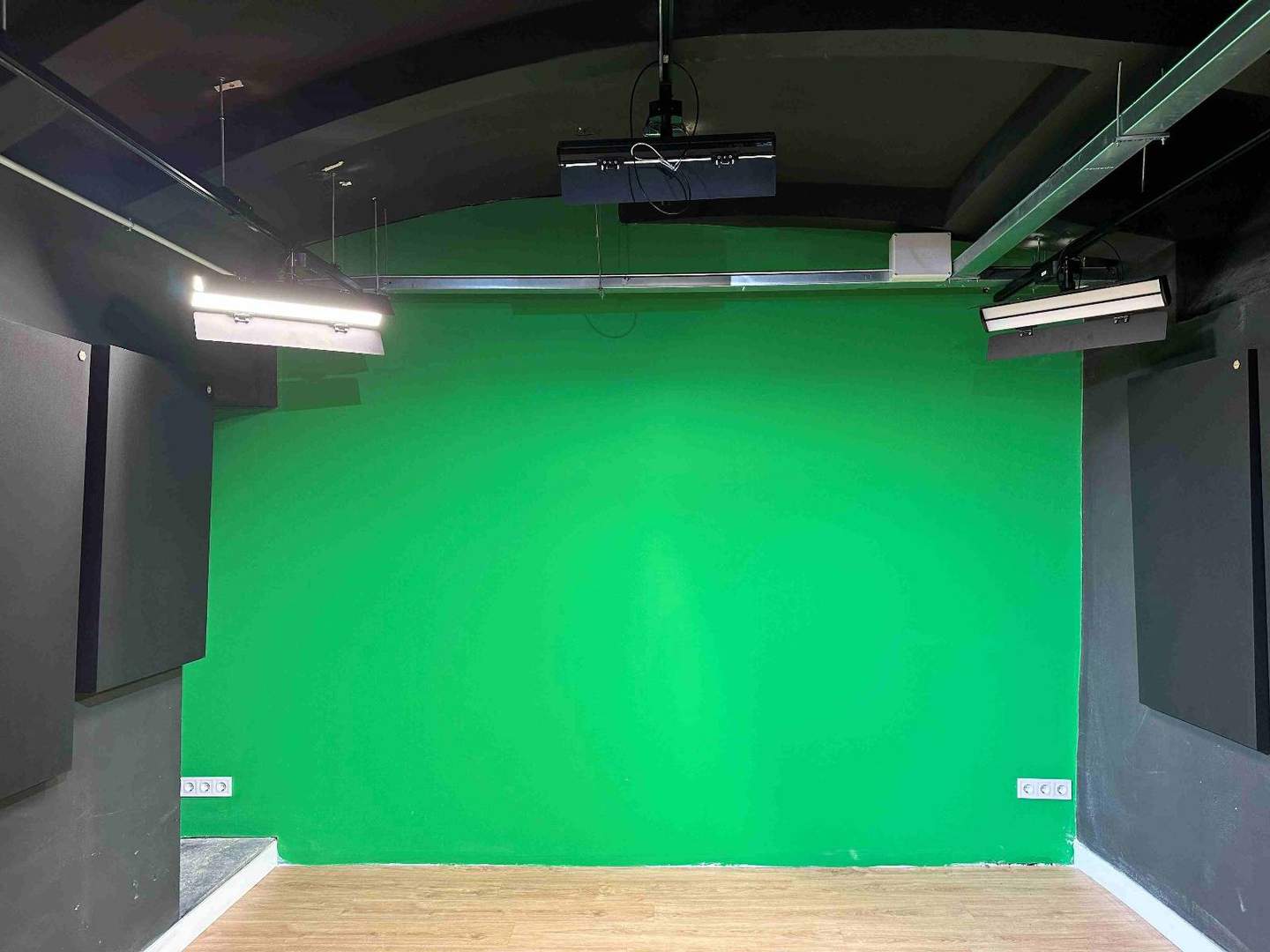 Alquila por horas Escuela Audiovisual 