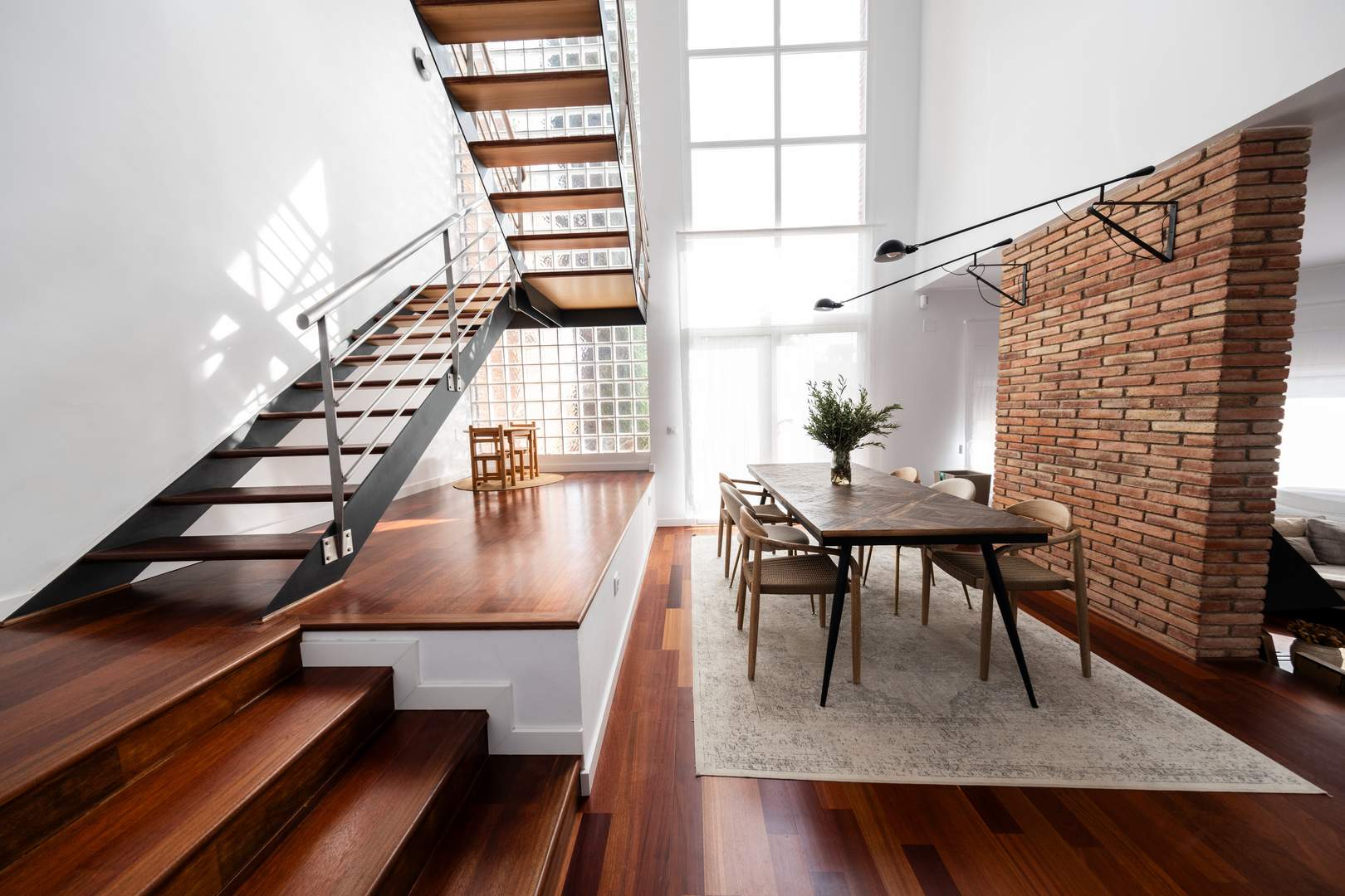 Alquila por horas Vivienda unifamiliar con todo luz natural
