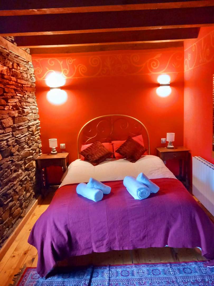 Alquila por horas Hotel Rural en Riaza único para rodajes