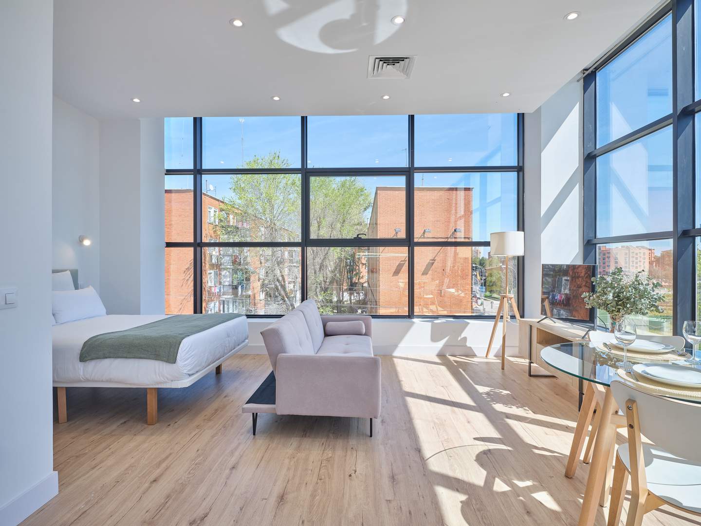 Alquila por horas Apartamentos de estilo nórdico muy luminosos y amplios