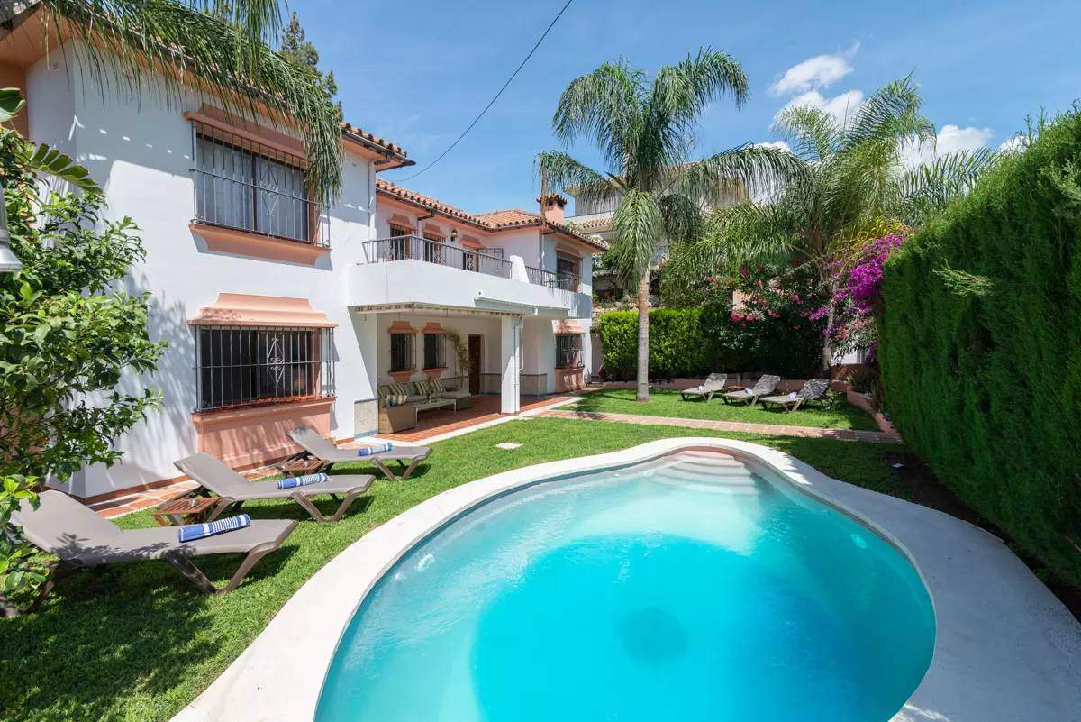 Alquila por horas Villa en Marbella