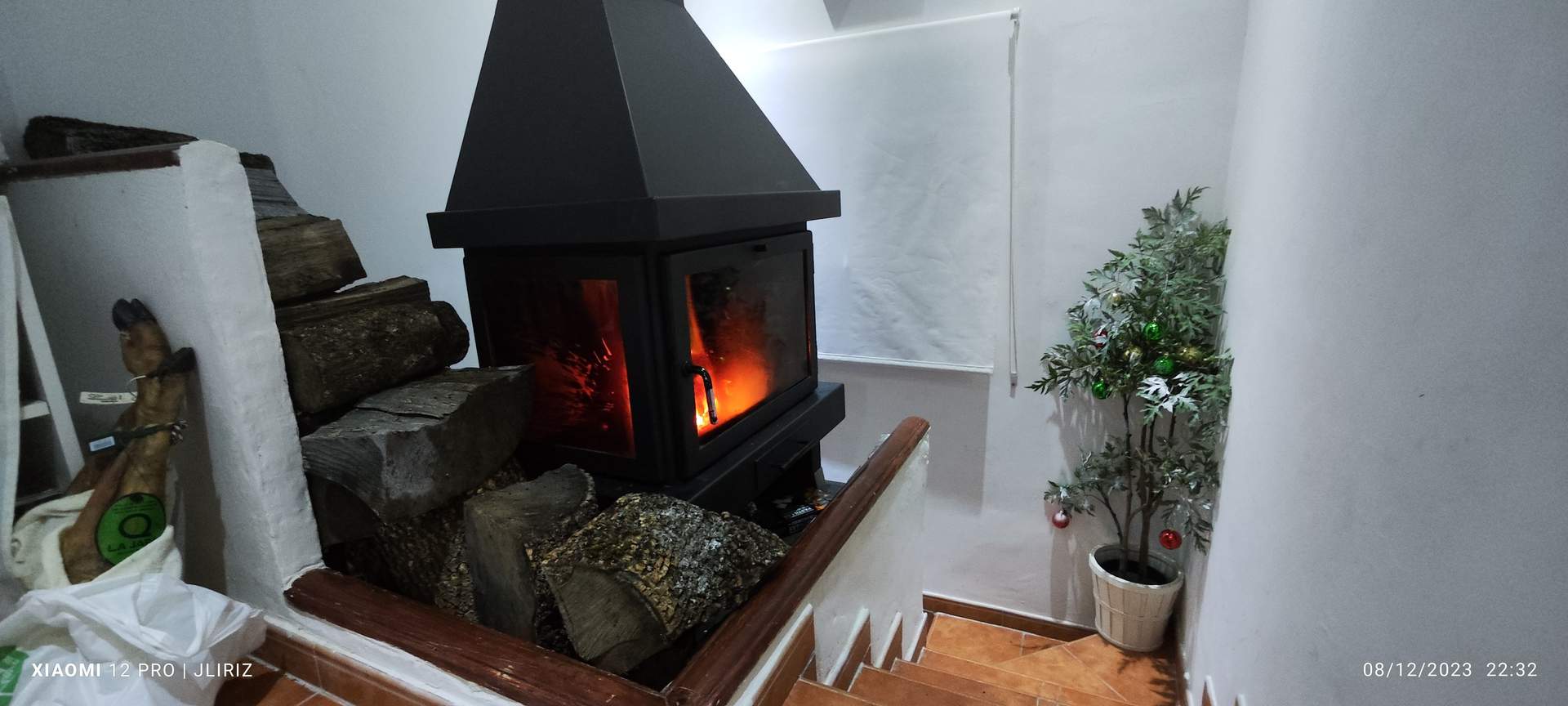 Alquila por horas Casa con cubierta de madera