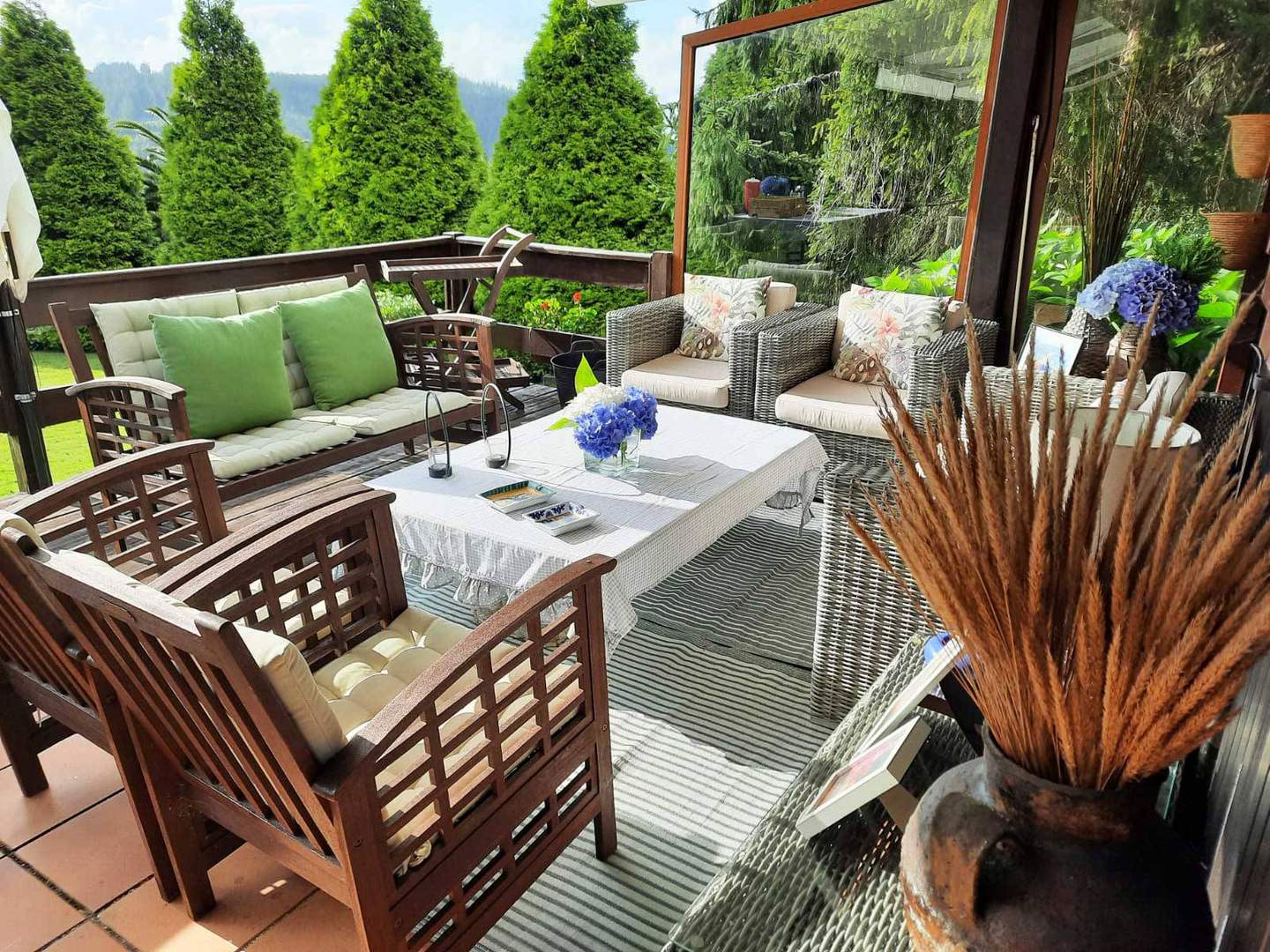 Alquila por horas Casa de estilo nordico y una decoracion totalmente contemporanea y actualizada permanentemente