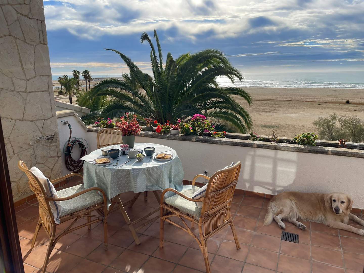 Alquila por horas Chalet frente al mar