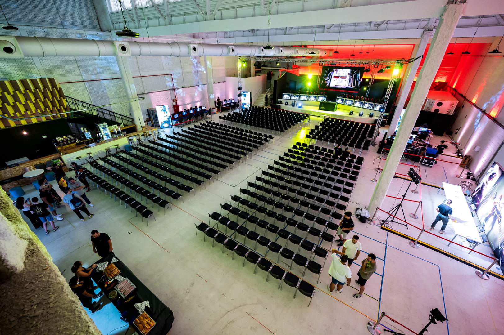 Alquila por horas Espacio multidisciplinar de estilo industrial en Poblenou