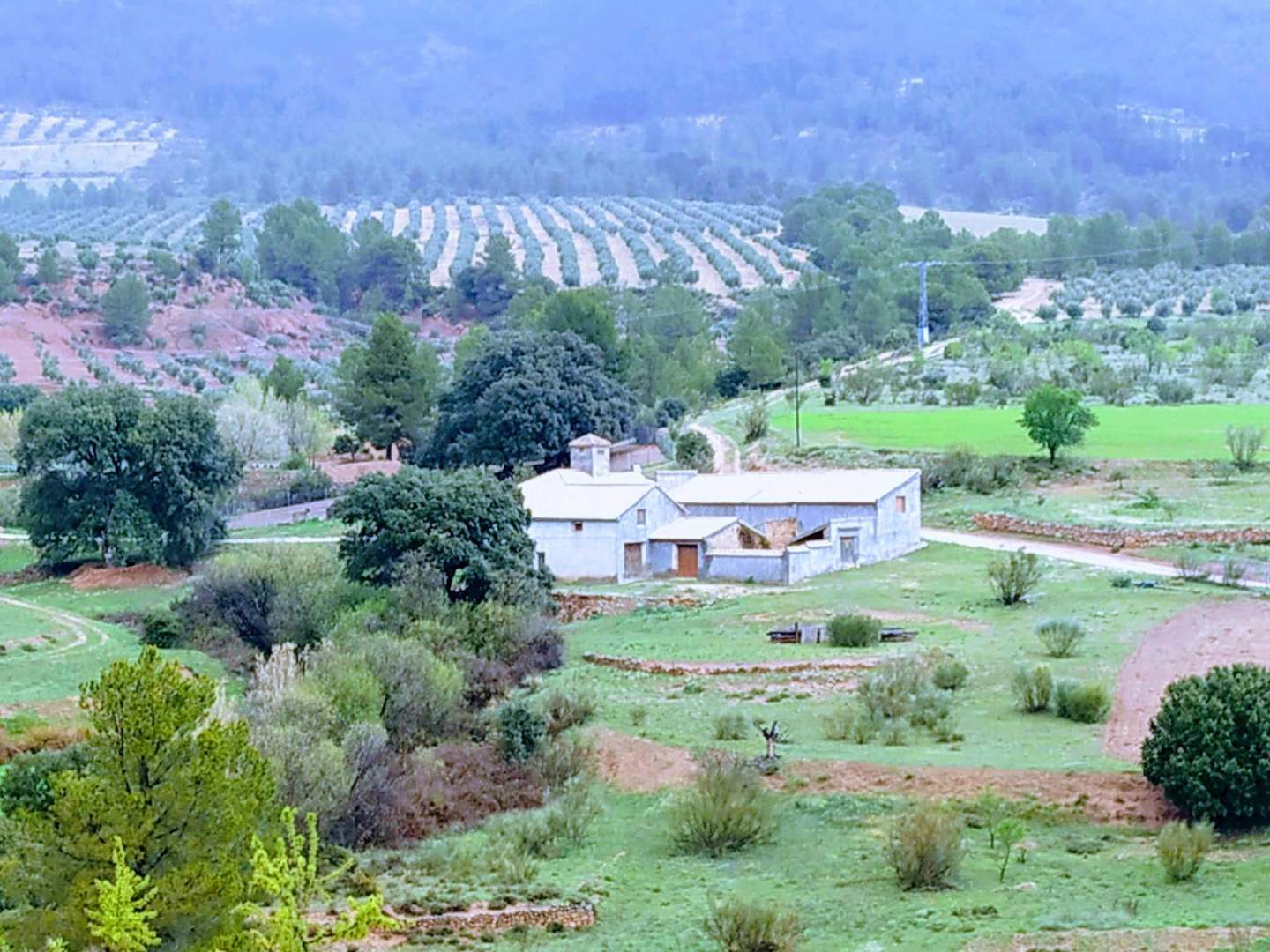 Alquila por horas Encantadora finca manchega ubicada en pleno corazón de la Sierra del Segura
