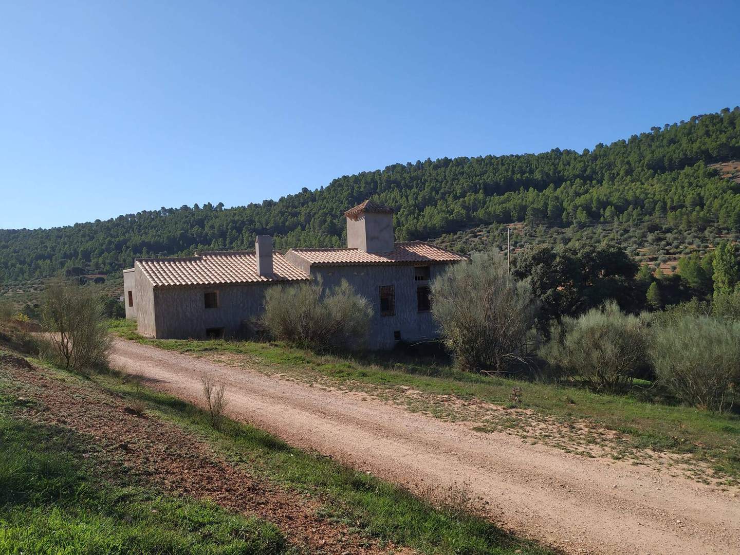 Alquila por horas Encantadora finca manchega ubicada en pleno corazón de la Sierra del Segura