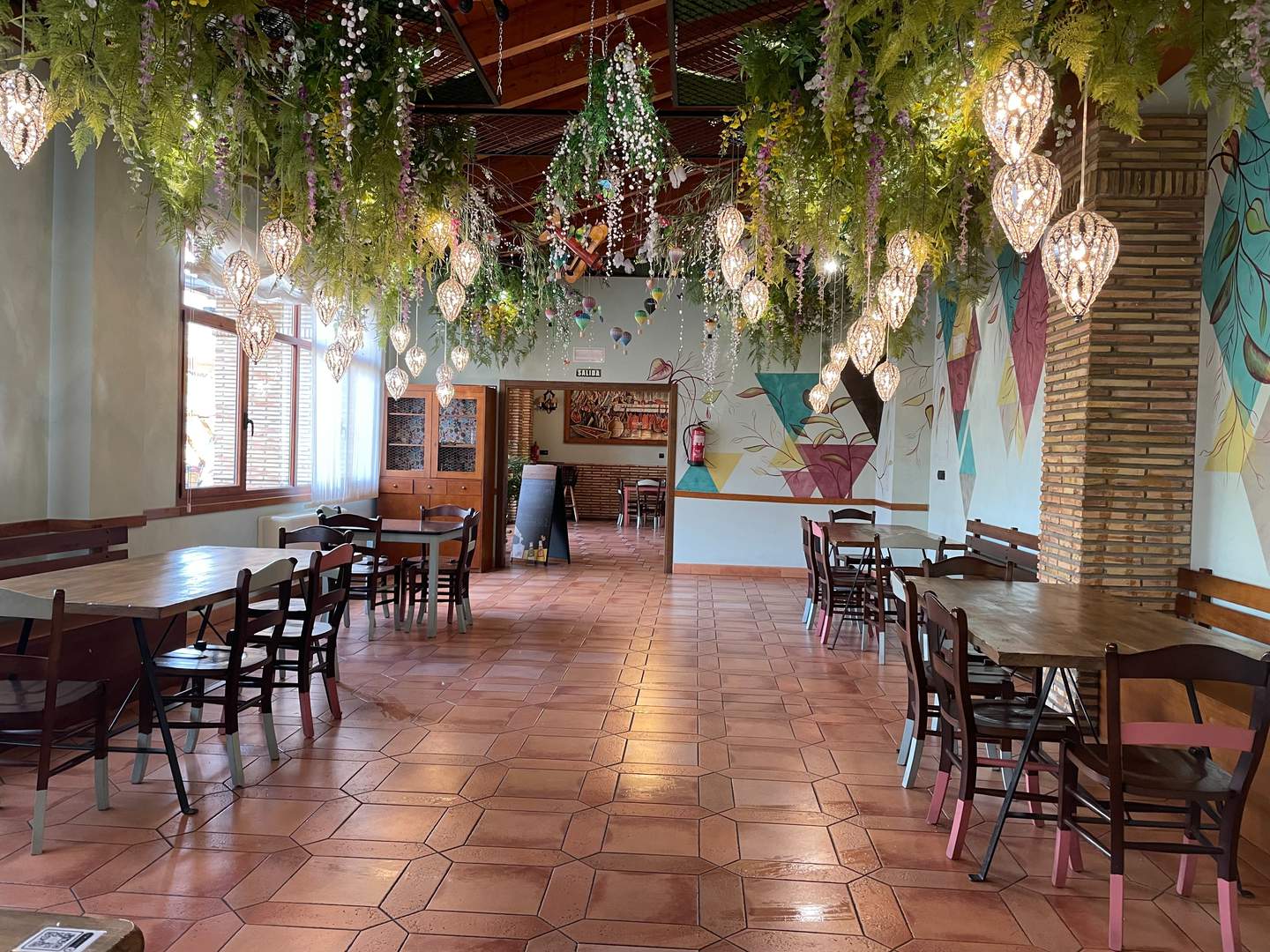 Alquila por horas Restaurante Rustico Moderno