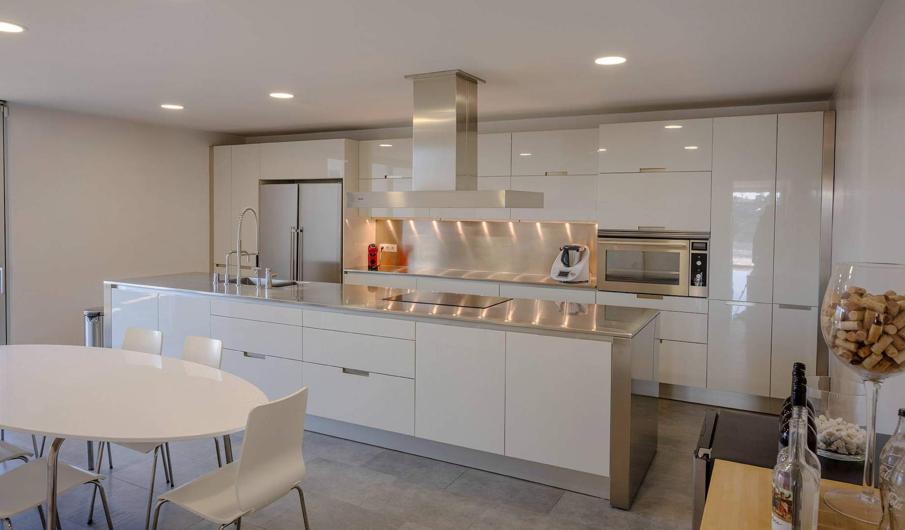 Alquila por horas Casa moderna de diseño
