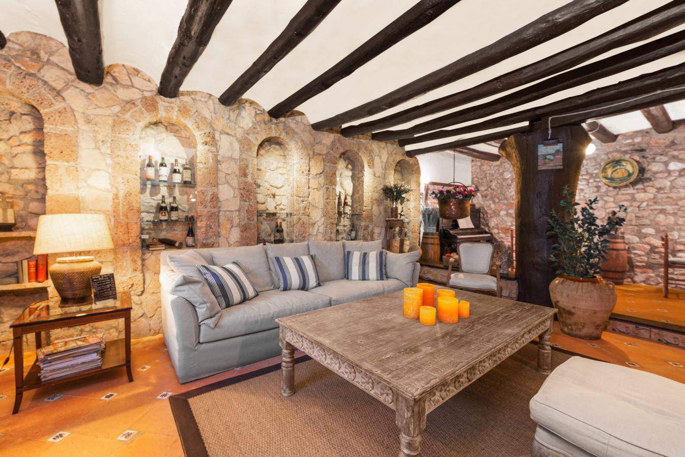 Alquila por horas MASIA CATALANA EN EL PENEDES