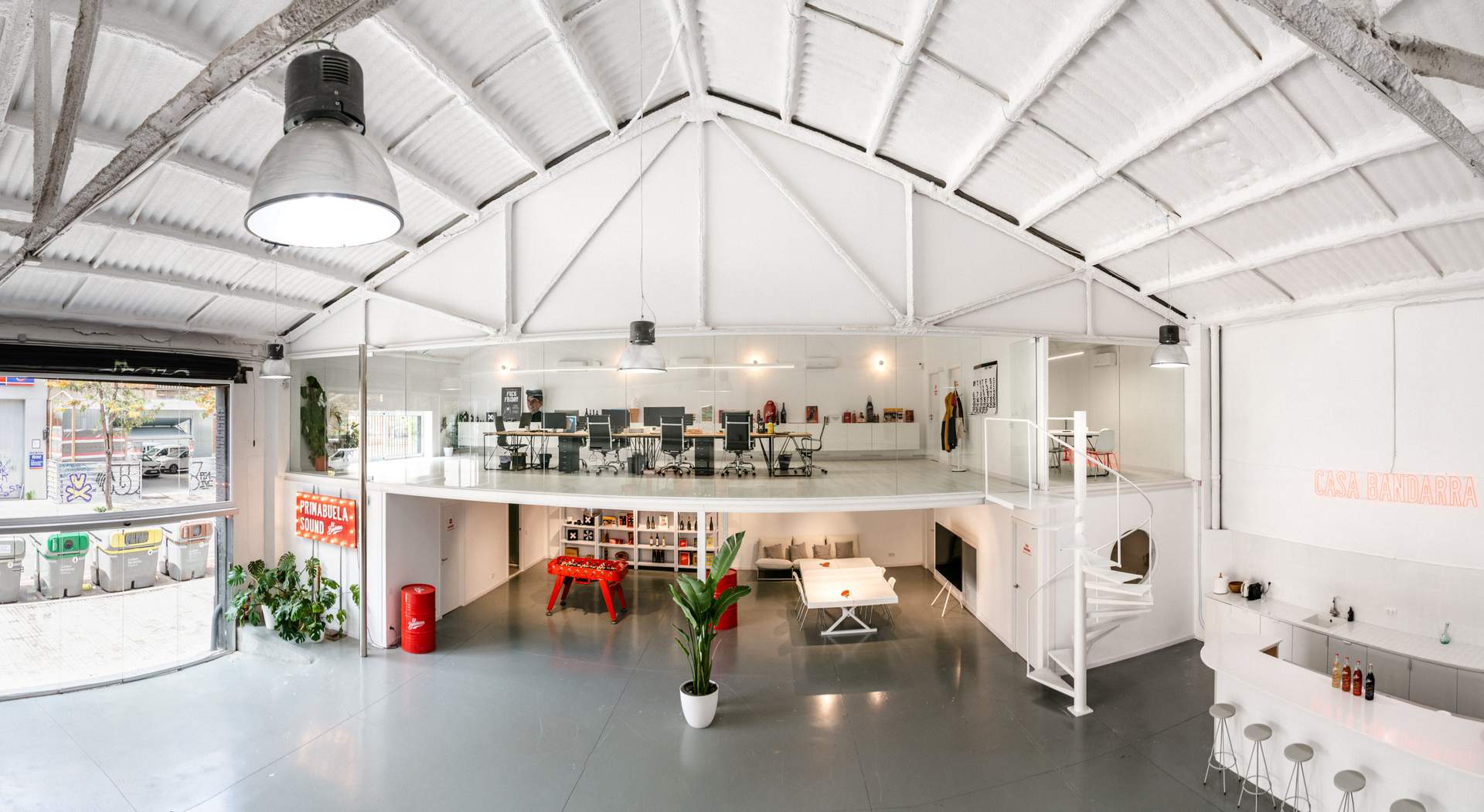 Alquila por horas Espacio Industrial en Poblenou